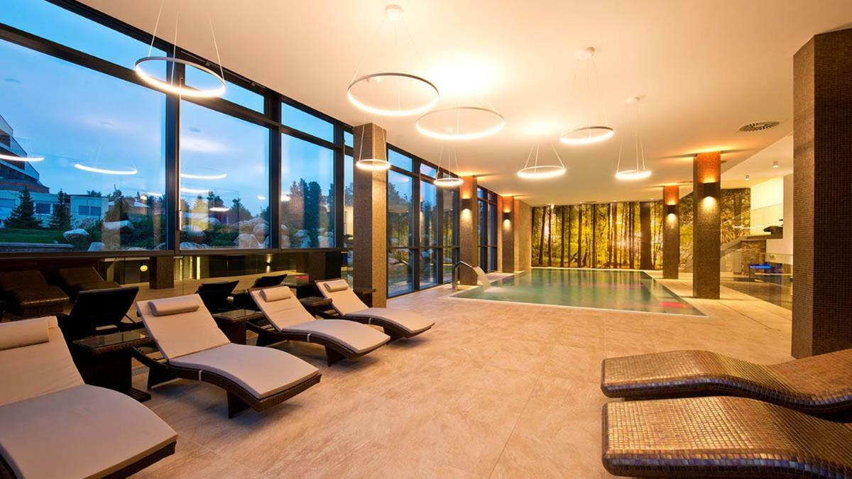 Apartmany Sabai Dee Stara Lesna Exterior photo